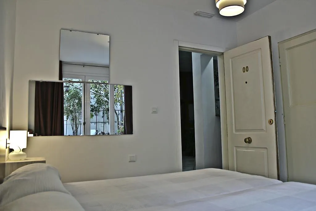 Joy Beach B&B Torremolinos 2*,